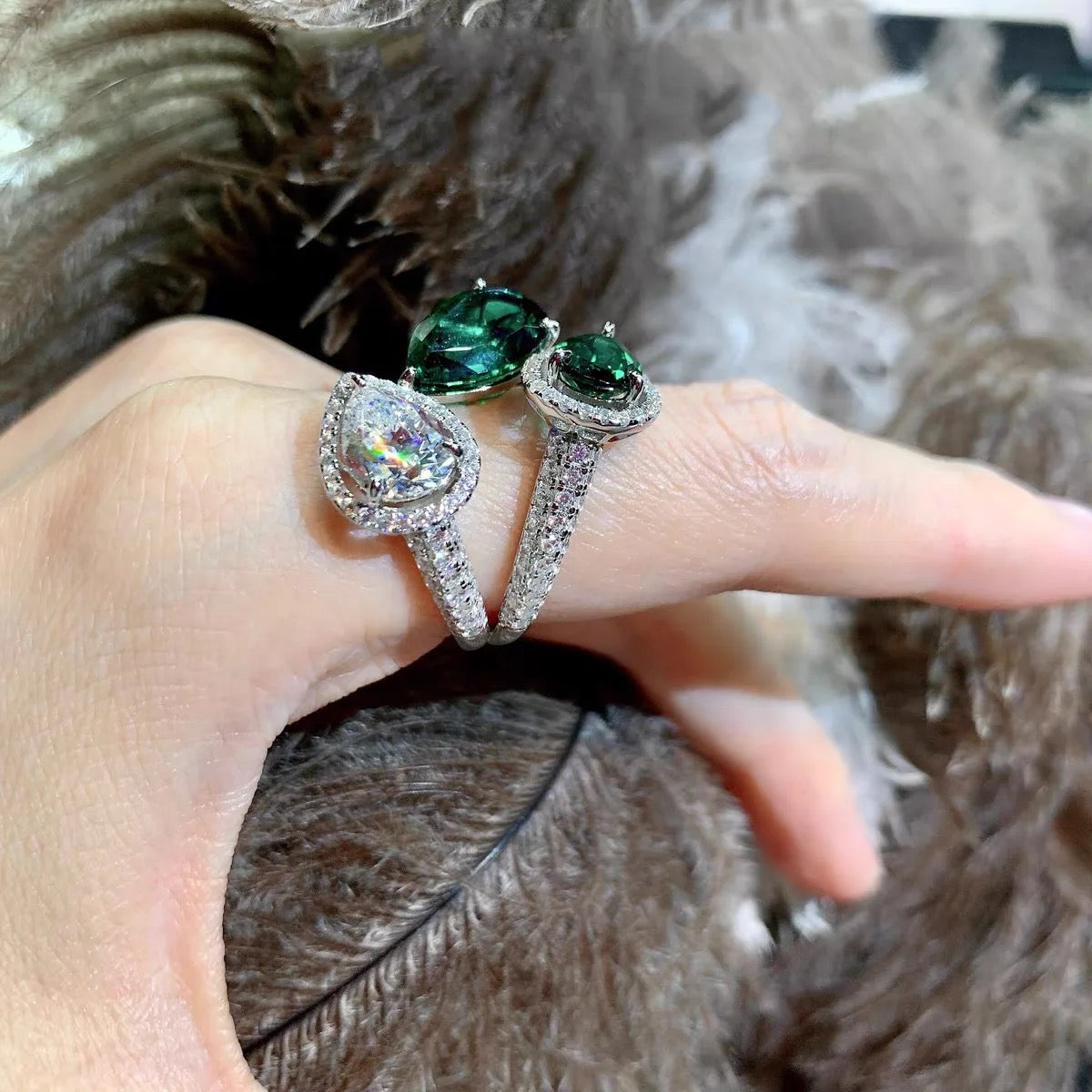 Luxury Emerald Pear Shape Ring