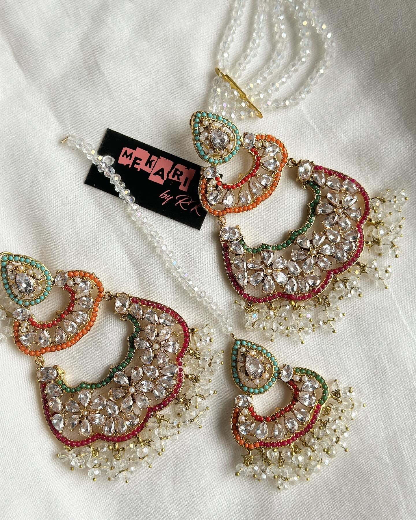 Rangrez Teeka Set in White