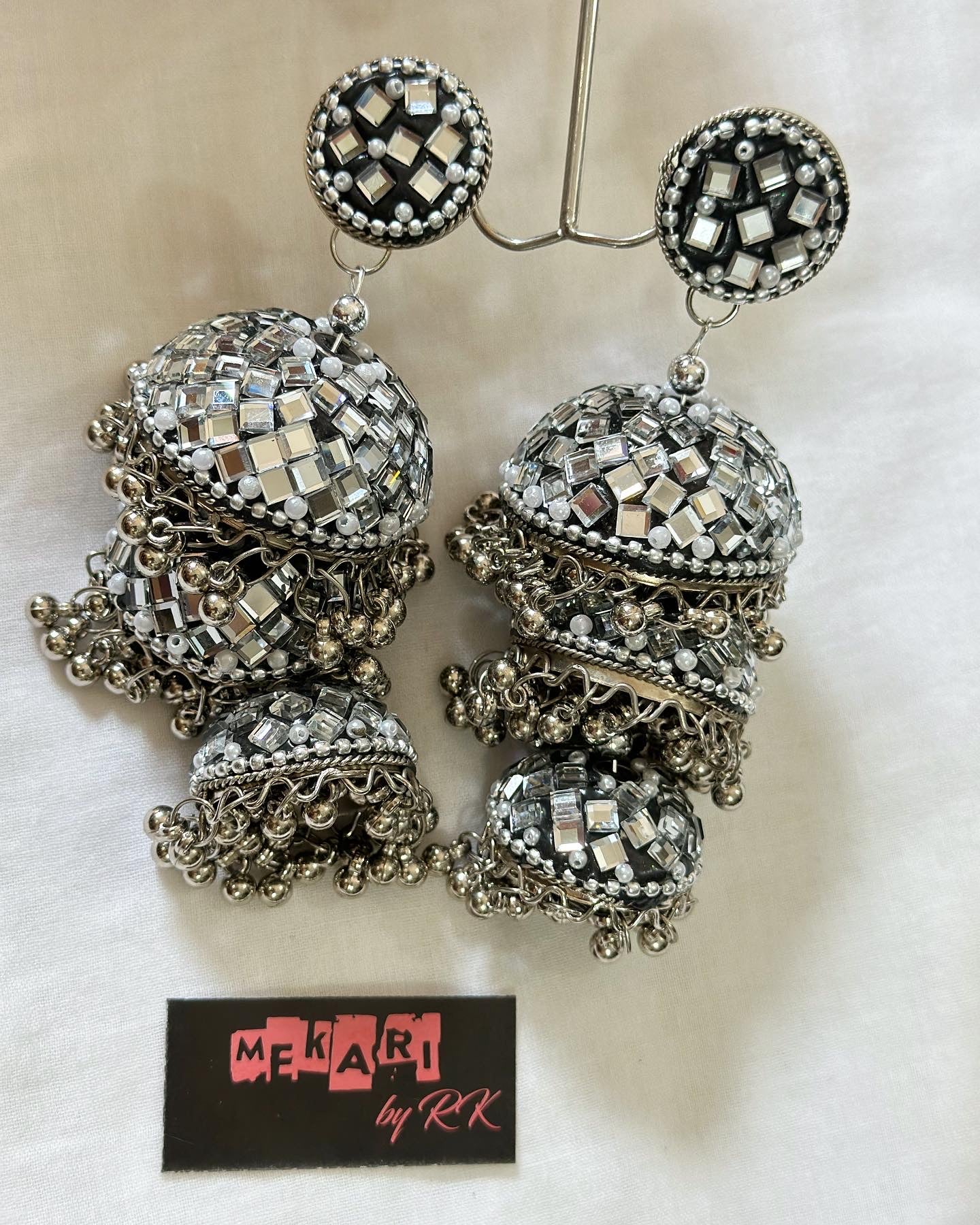 Kiran Jhumka