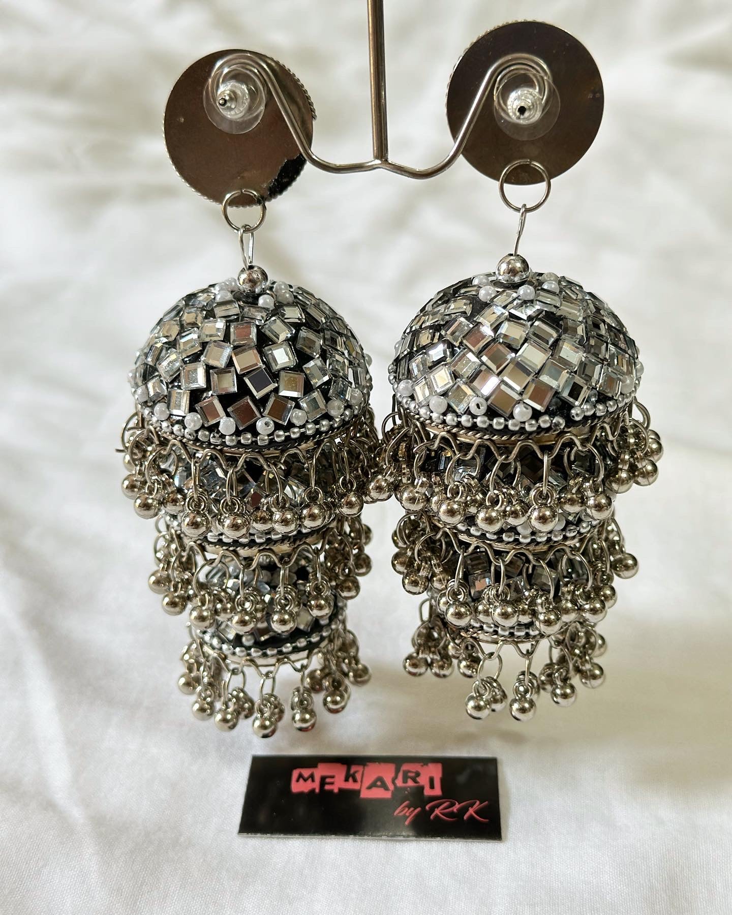 Kiran Jhumka