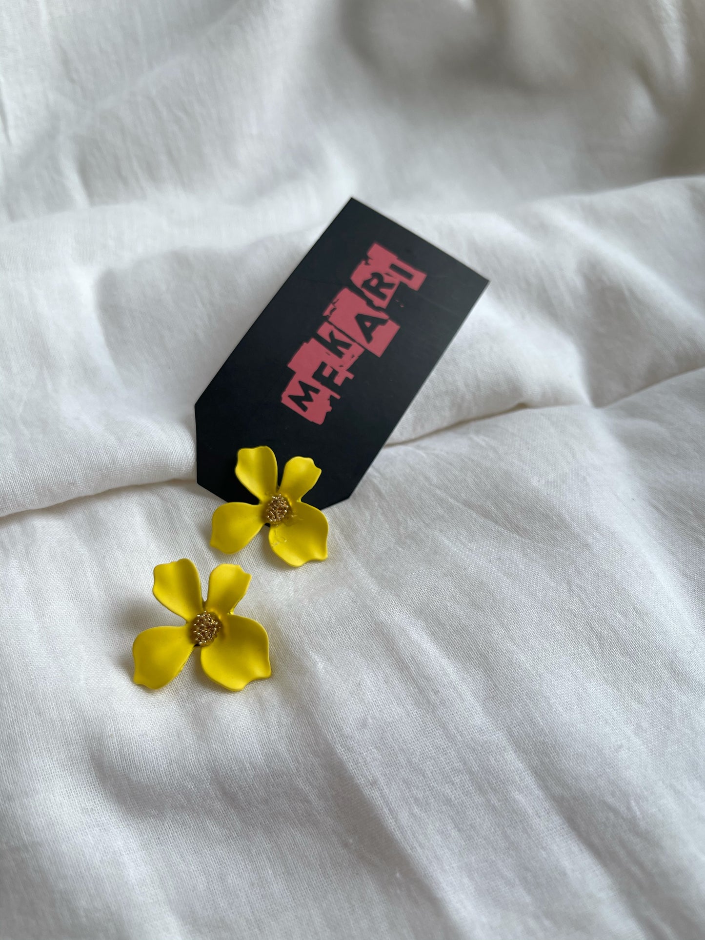 4 PETAL FLOWER STUD