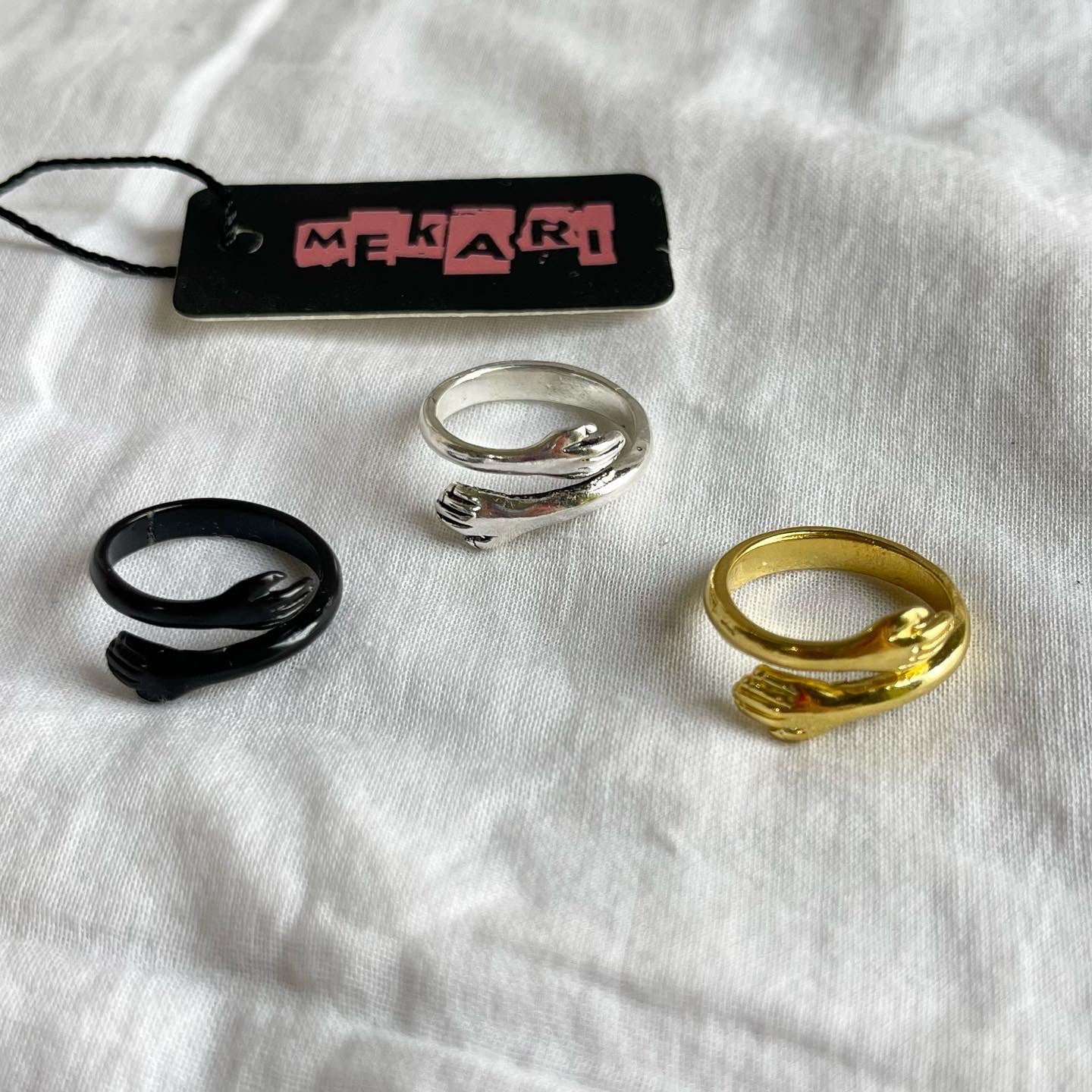 Hug Me Ring
