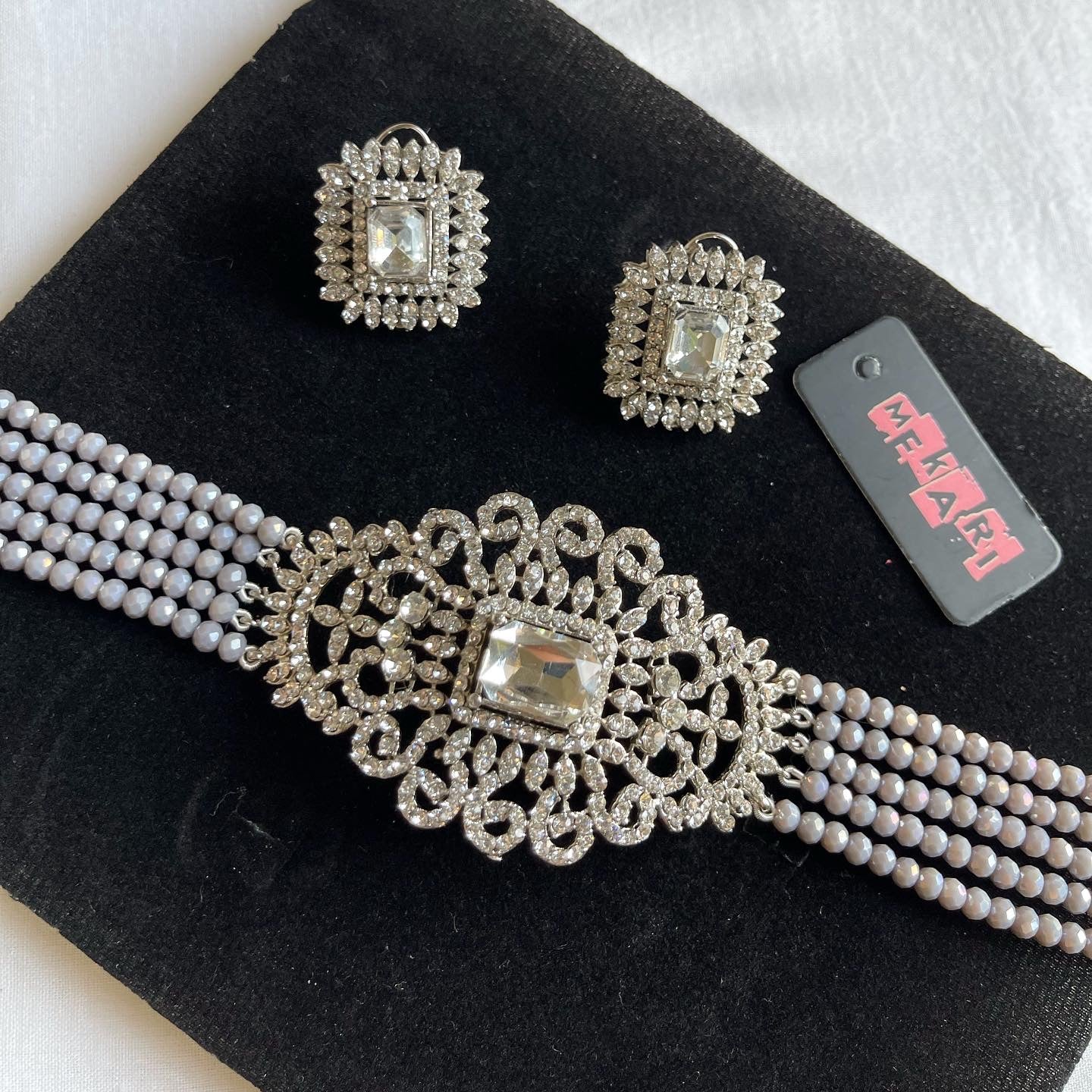 Elsa Choker Set
