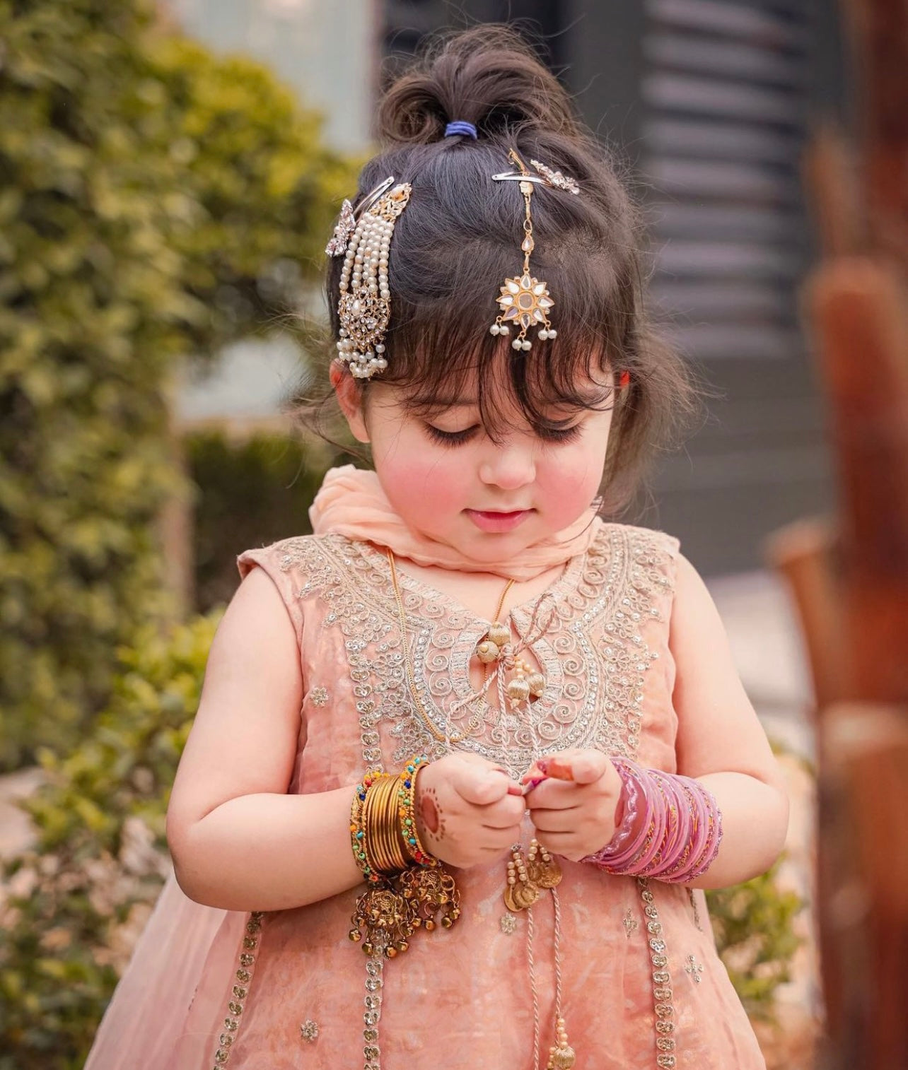 Kundan Phool Teeka