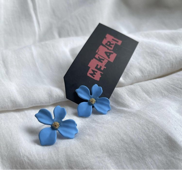 4 PETAL FLOWER STUD