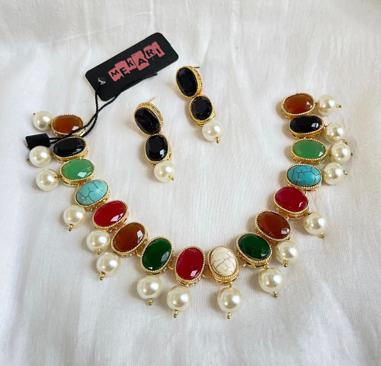 OVAL STONE SET