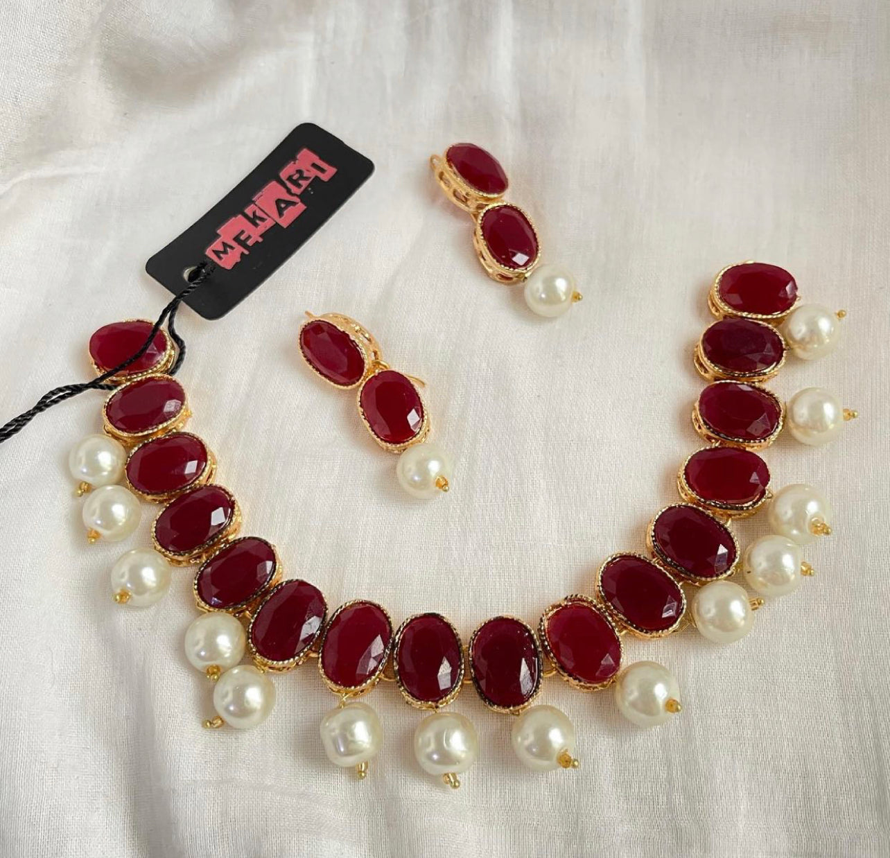 OVAL STONE SET