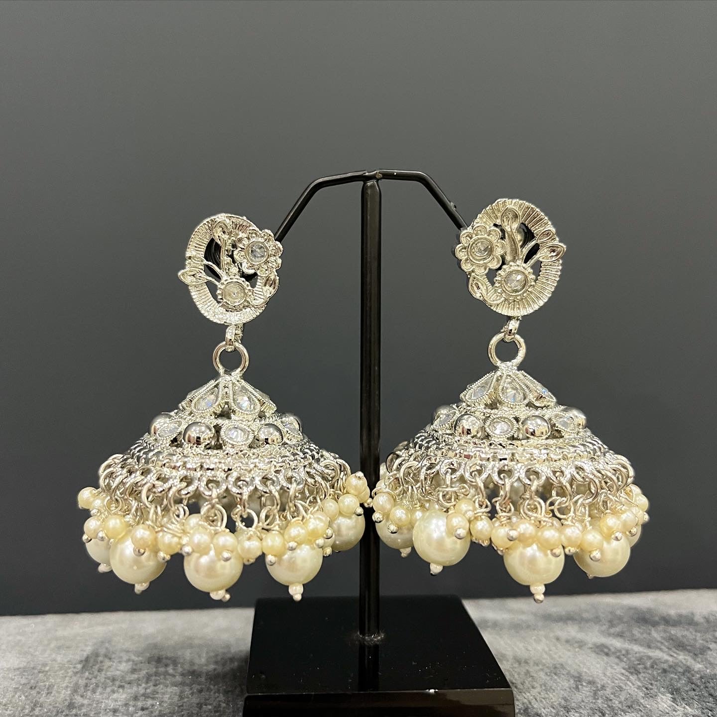 Bareli Wala Jhumka
