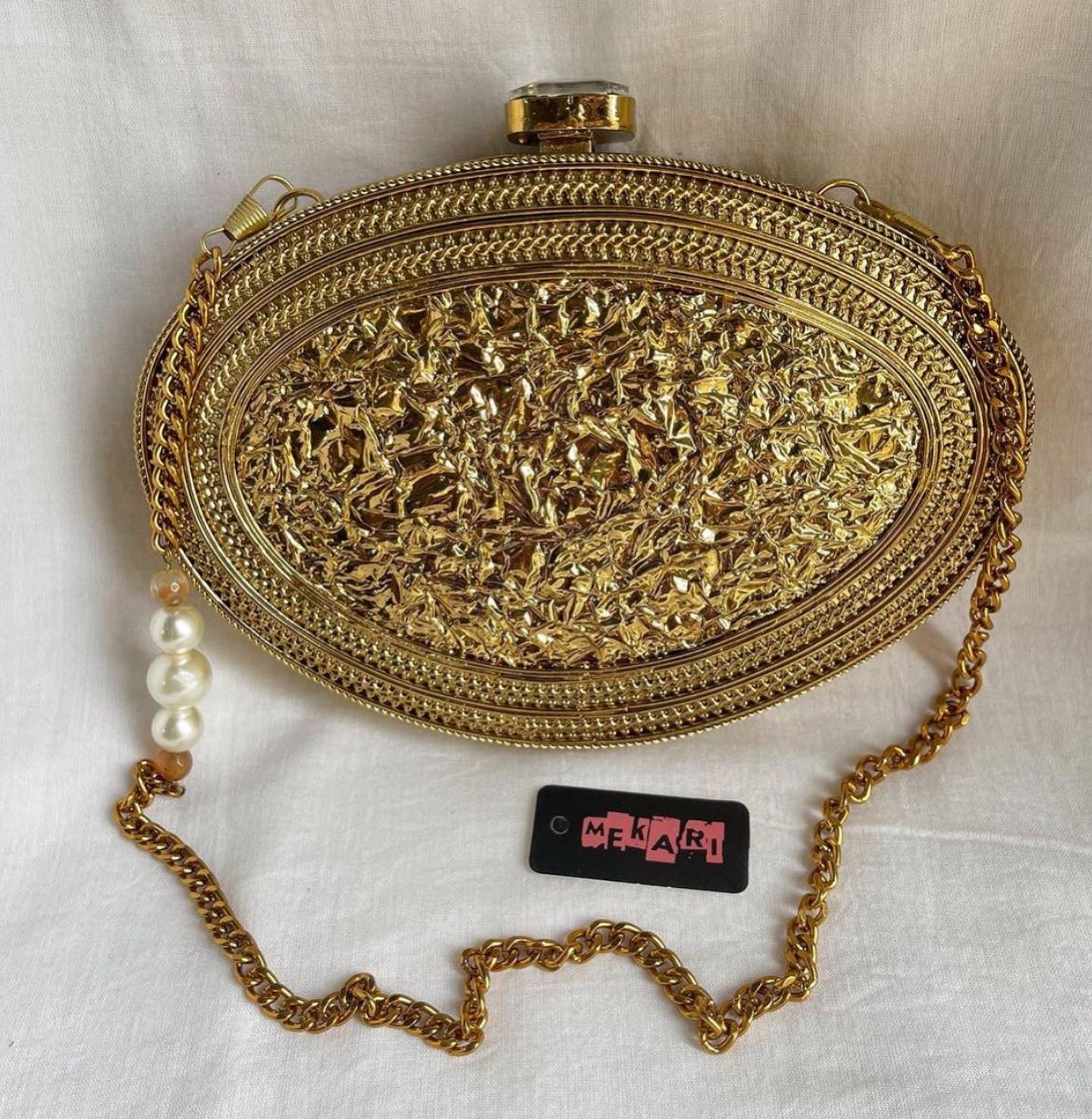Pearl Clutch