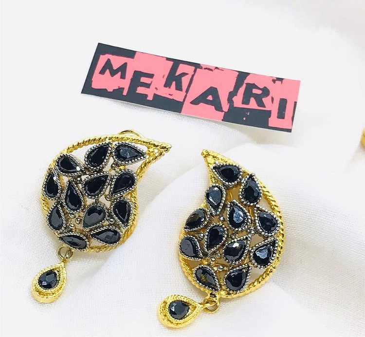 MANISHA STUDS