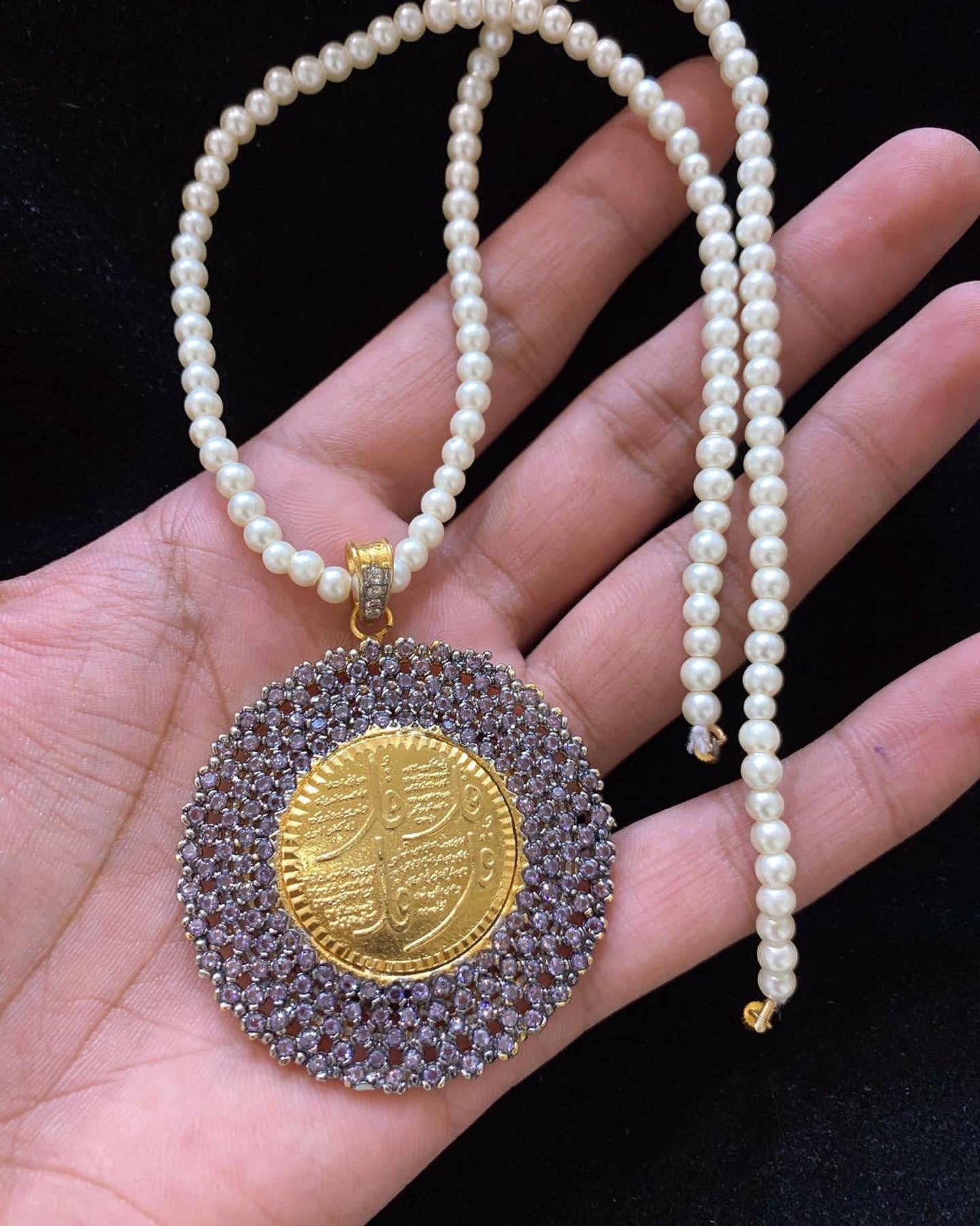 Chaar Kul Pendant