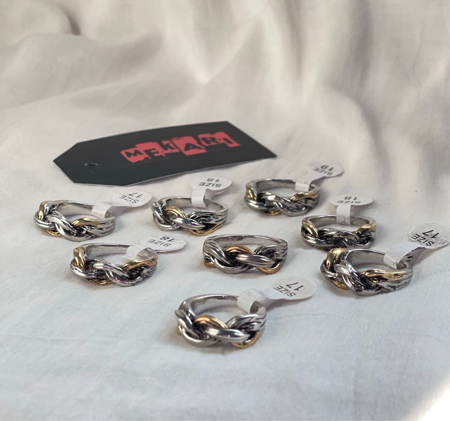 LINKED RING