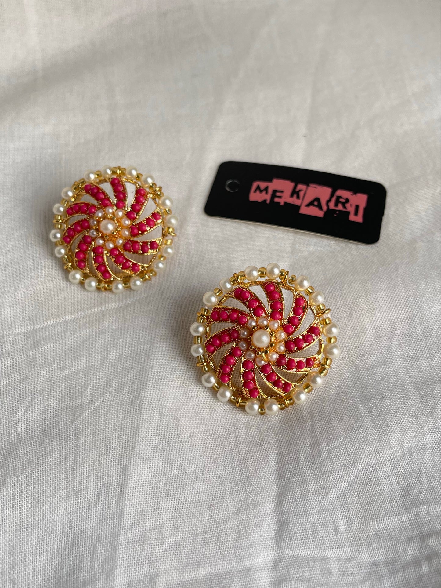 Nauratan Studs