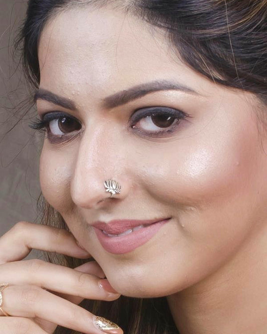 Kanwal Nosecuff