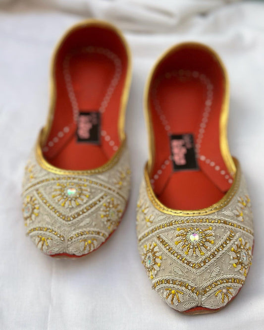 Ice Pearl Khussa