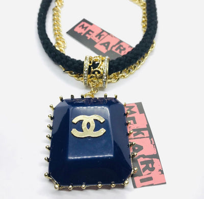 CHANNEL PENDANT