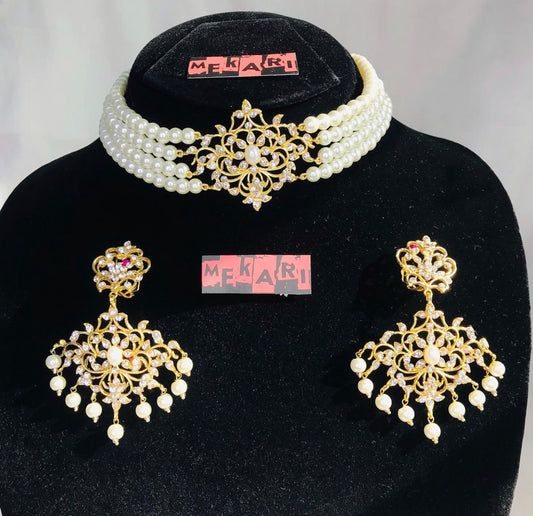 UROOSA CHOKER SET.