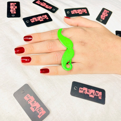 MOUSTACHE RING