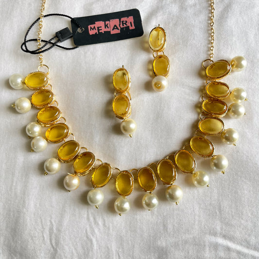 OVAL STONE SET