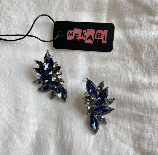 Dual Colour Studs