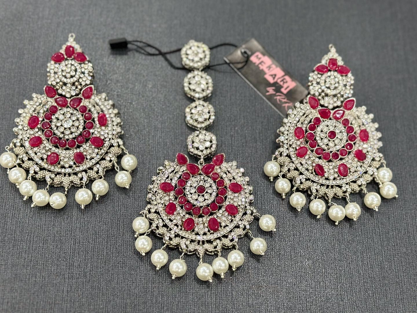 Hoorab Teeka Set