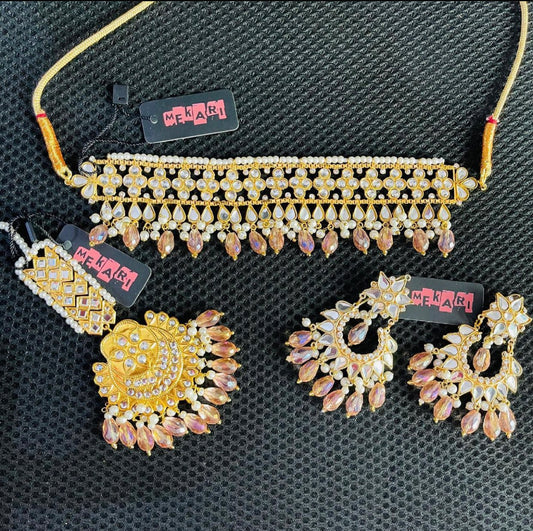 Mauviene Choker Set